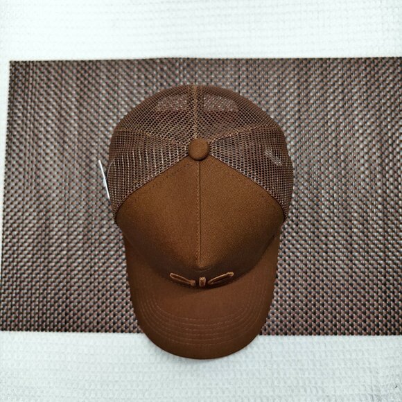 🔥NWT🔥ALO Yoga Lightweight Baseball Cap | Moisture-Wicking & Adjustable Fit - Picture 4 of 5